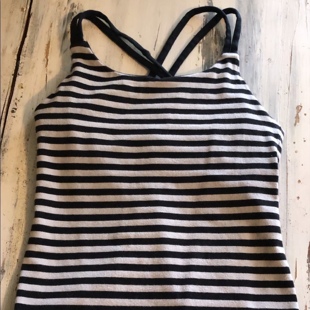Athletic top